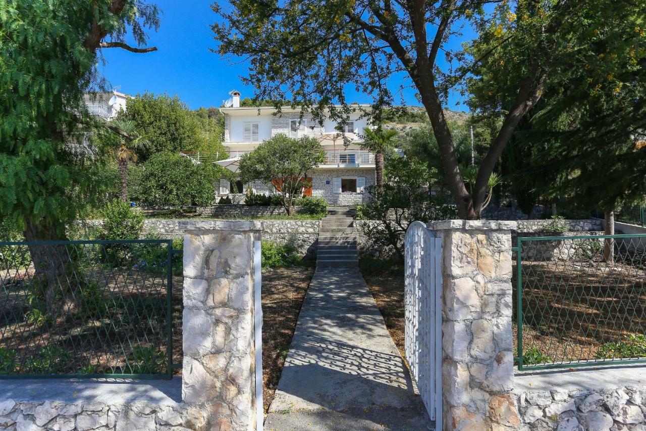 Secret Garden Barada Beach Apartment Trogir Exterior photo